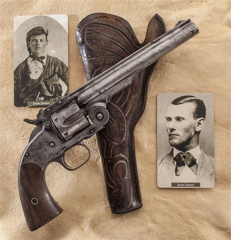 Shooters could easily eject all six spent cartridges and reload while on horseback. . Jesse james schofield pistol